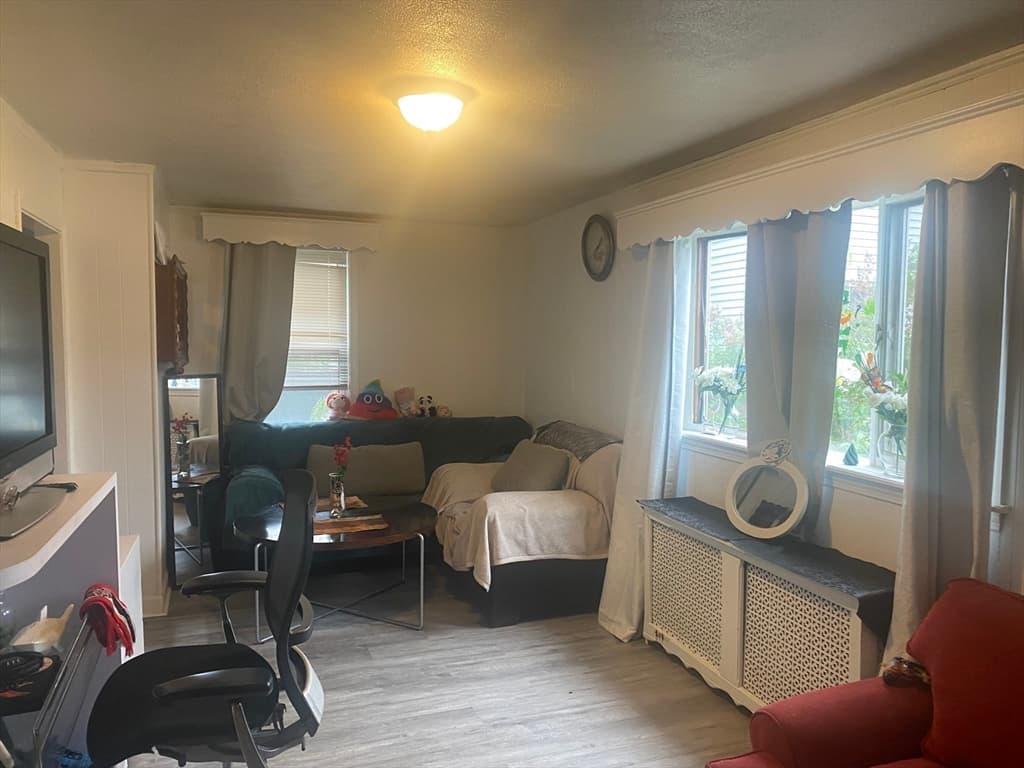 Multi-família em Medford — foto 9