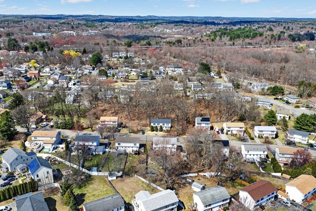 Casa em Haverhill — foto 5
