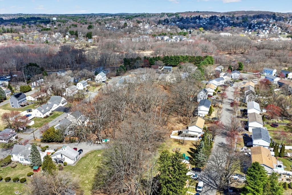 Casa em Haverhill — foto 8