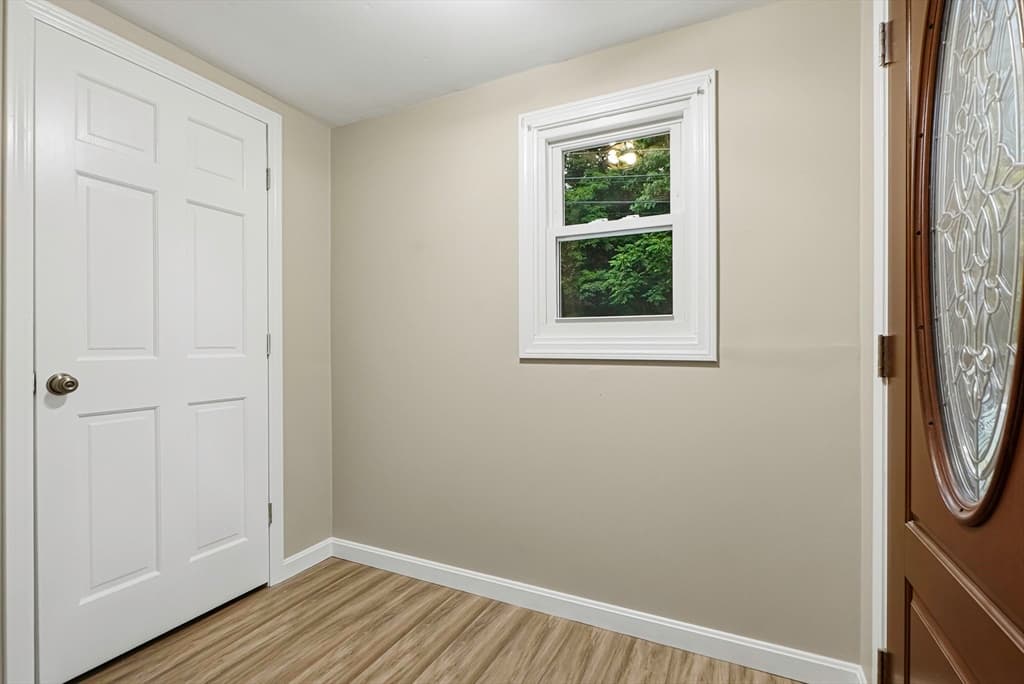 Condomínio em Millbury — foto 6