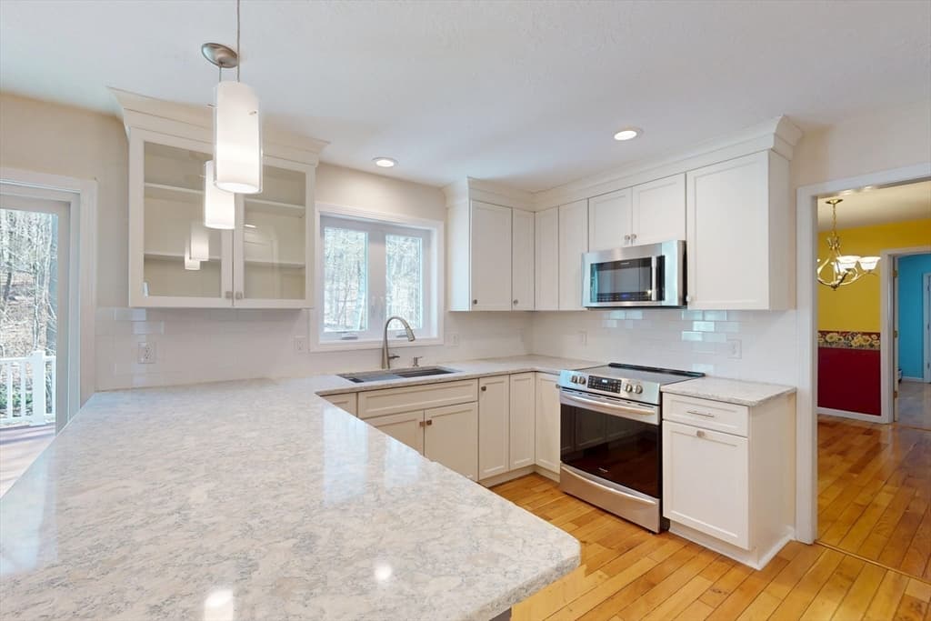 Casa em Belchertown — foto 7