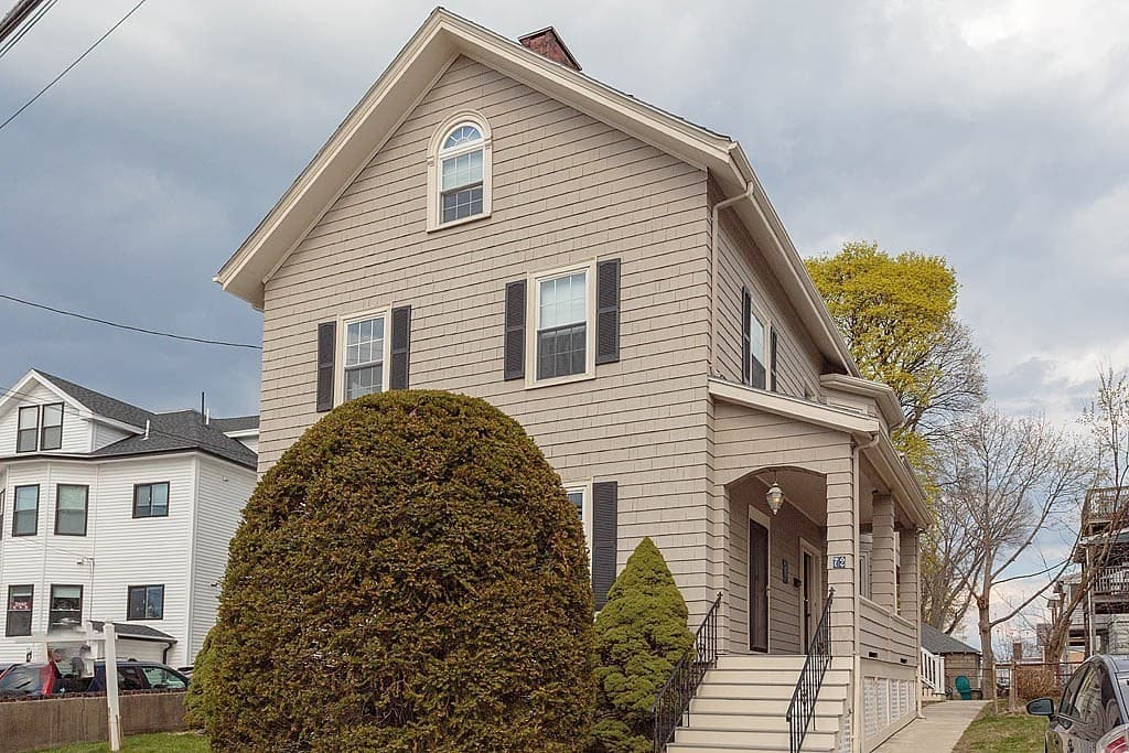 Multi-família em Medford