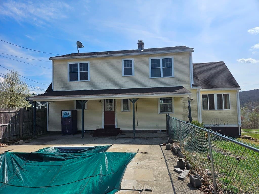 Casa em Monson — foto 2