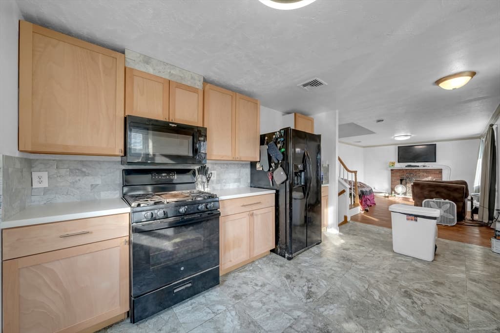 Casa em Brockton — foto 4