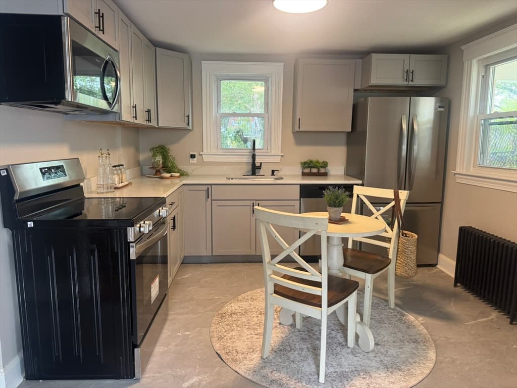Casa em Methuen — foto 8