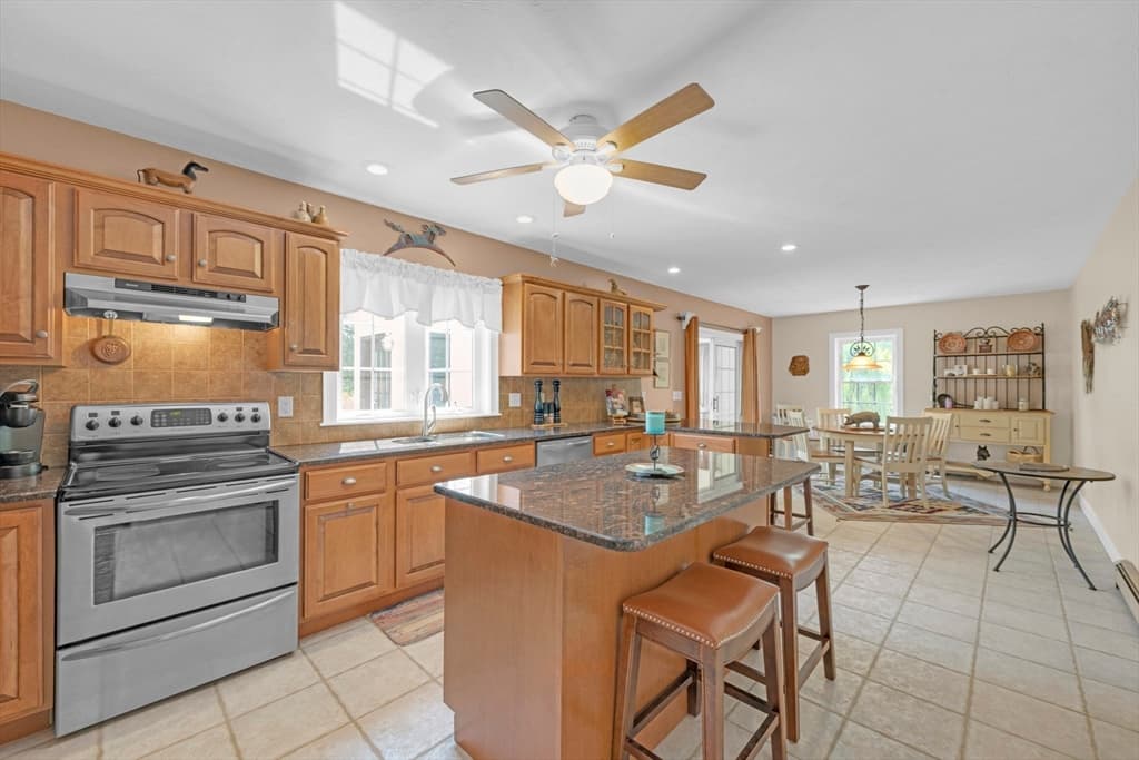 Casa em North Brookfield — foto 4
