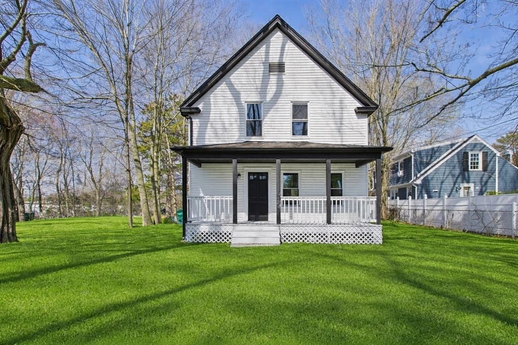 Casa em Attleboro