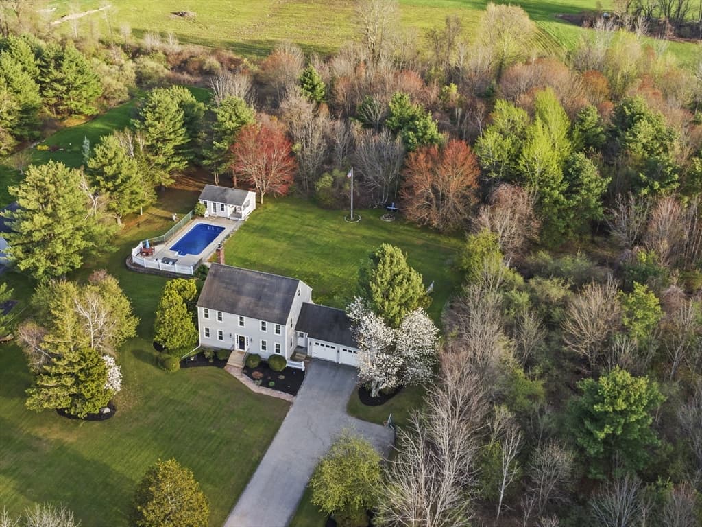 Casa em Millbury