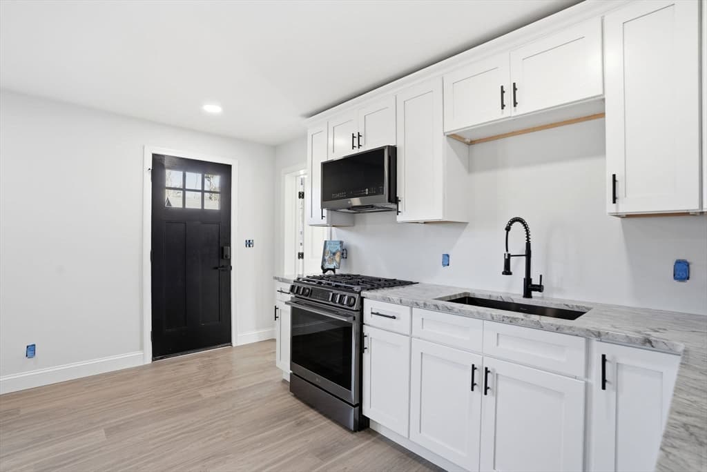 Casa em Middleboro — foto 2