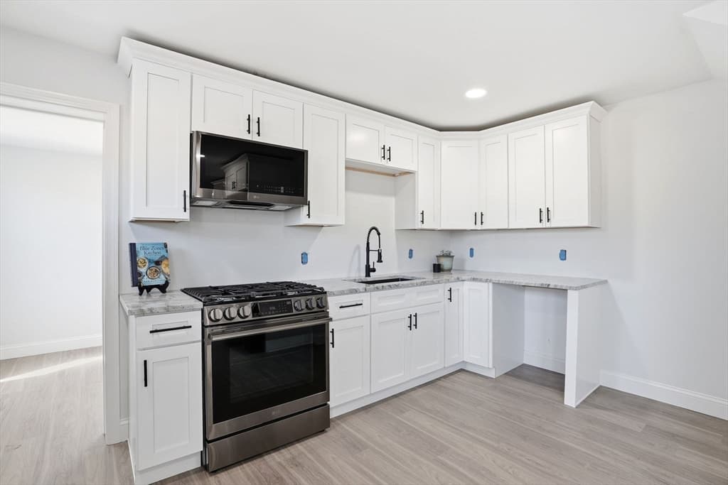 Casa em Middleboro — foto 6