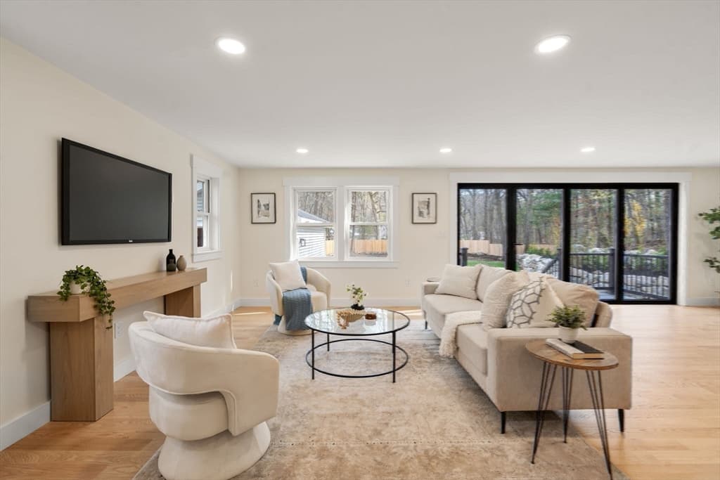 Casa em Natick — foto 9