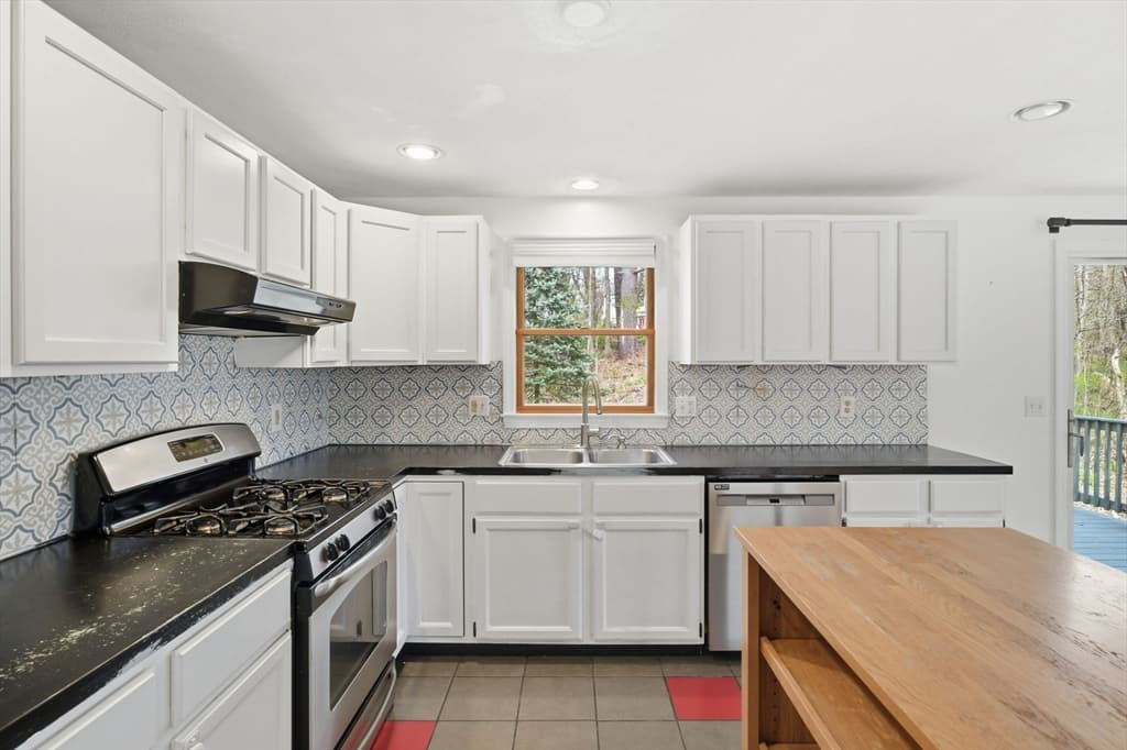 Casa em Easthampton — foto 8
