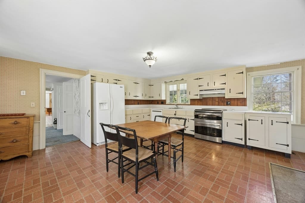 Casa em Northborough — foto 9