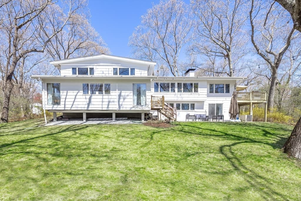Casa em Natick — foto 2