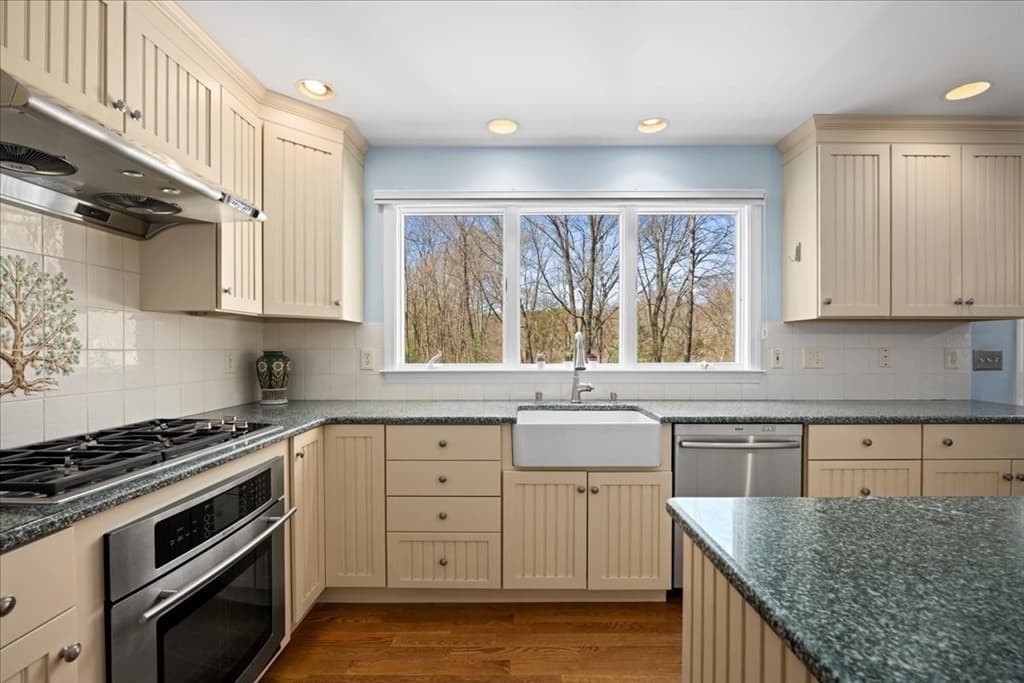 Casa em Natick — foto 6