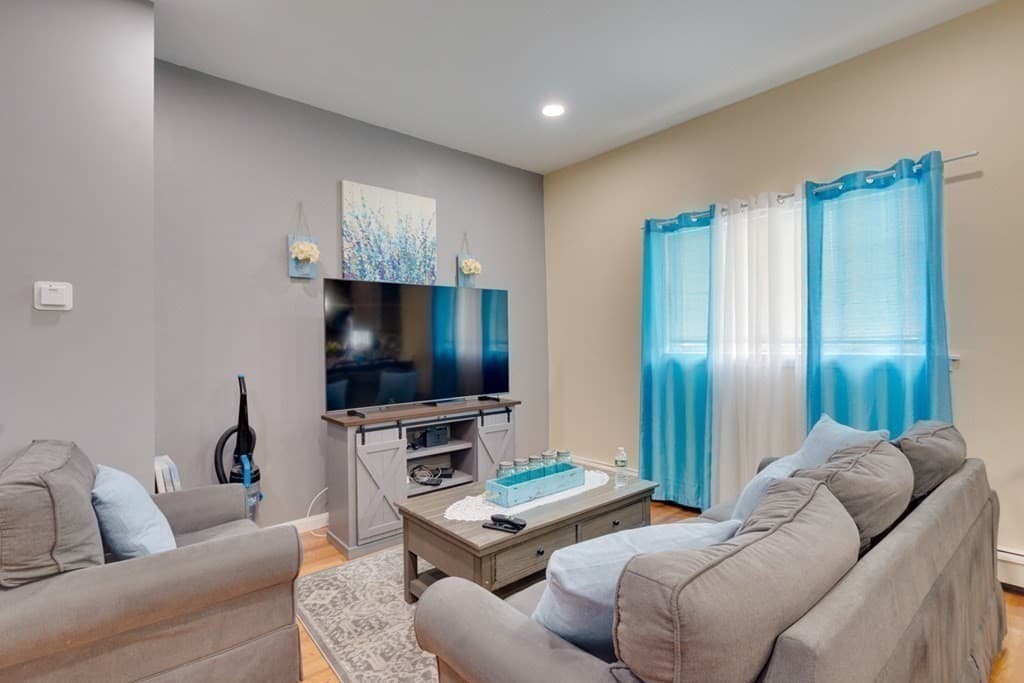 Multi-família em Stoneham — foto 7