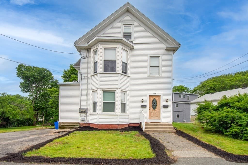 Multi-família em Stoneham
