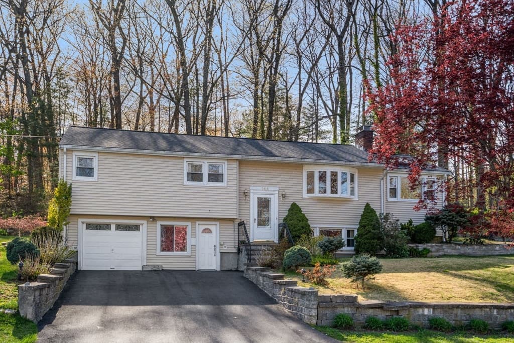 Casa em Framingham