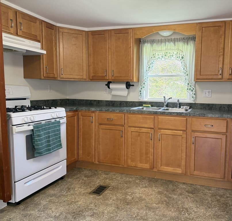 Casa em Tiverton — foto 3