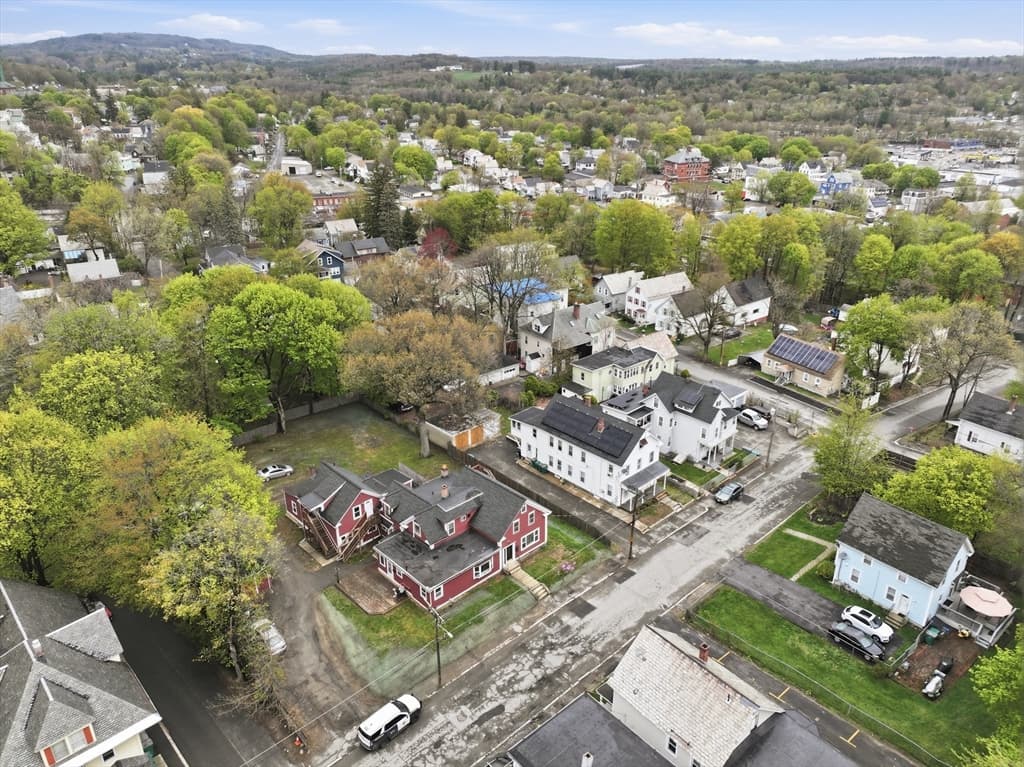 Multi-família em Fitchburg — foto 2