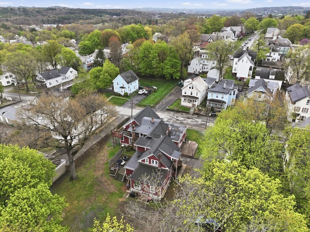 Multi-família em Fitchburg — foto 4