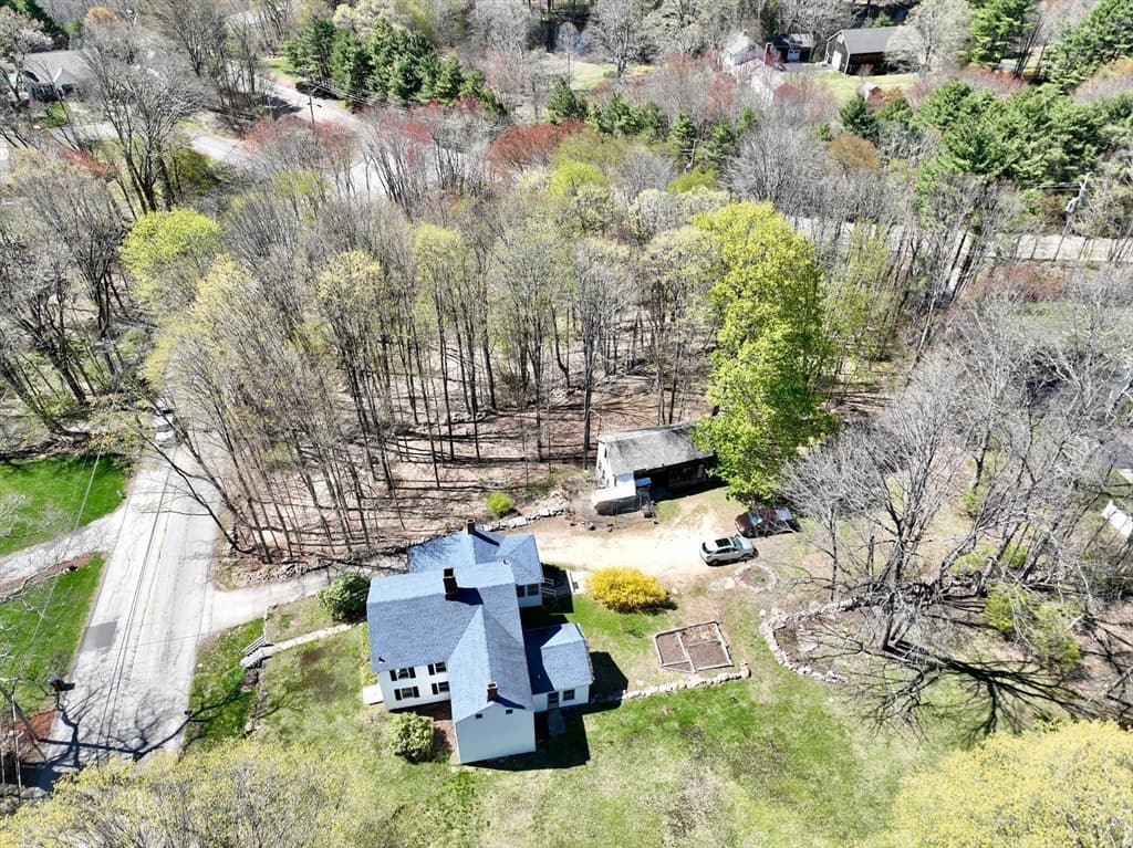 Casa em Sturbridge — foto 3