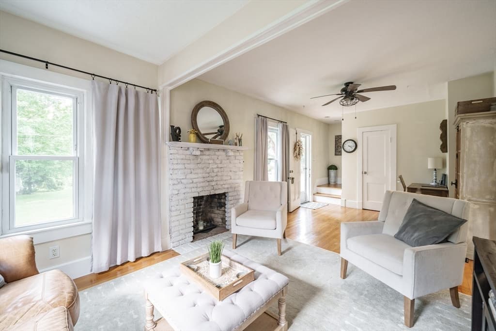 Casa em Longmeadow — foto 3