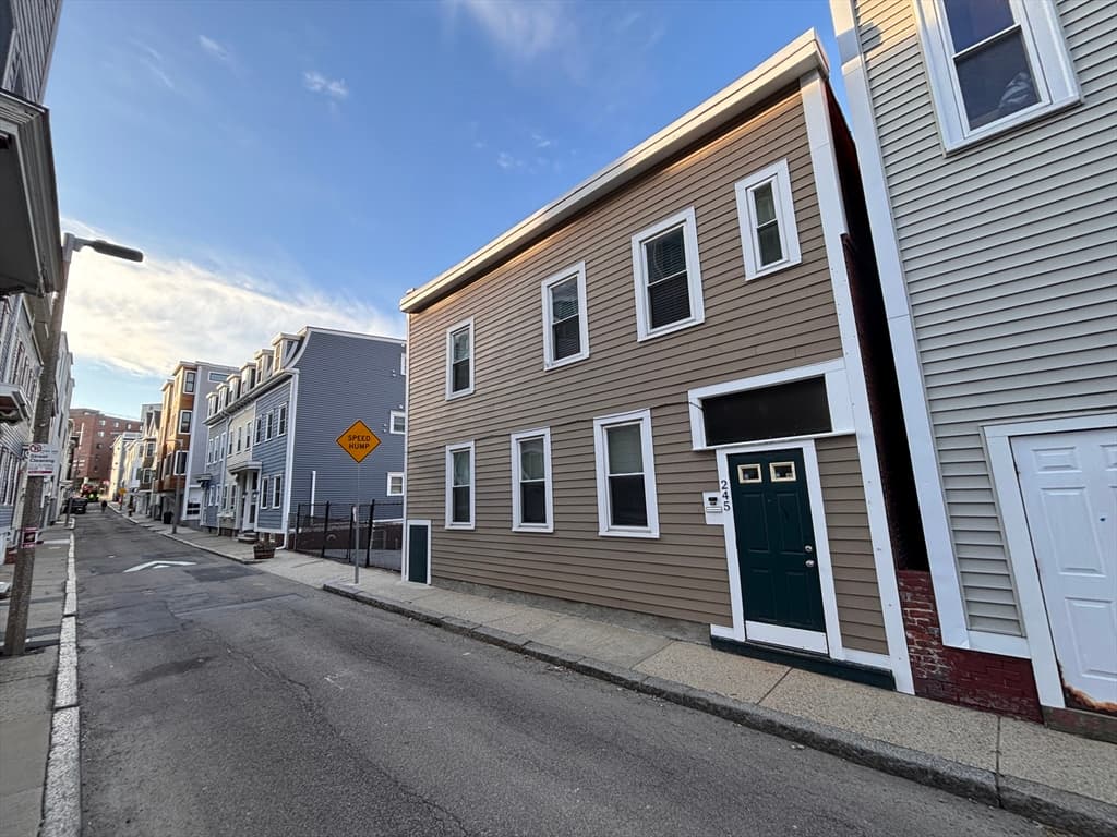 Multi-família em Boston — foto 4