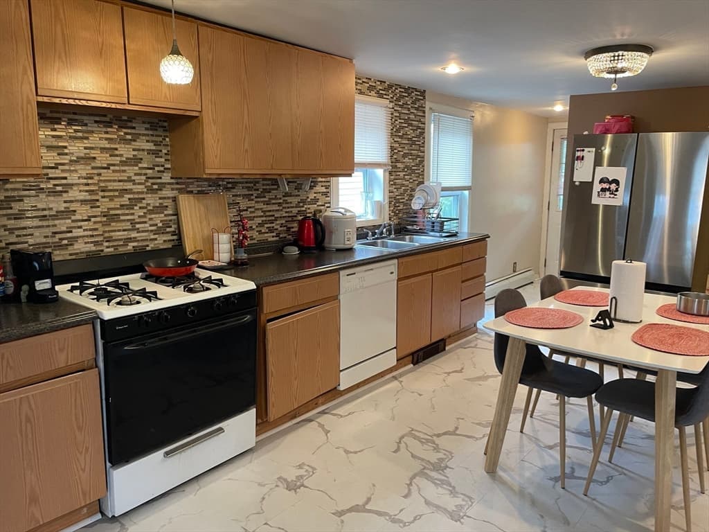 Multi-família em Lowell — foto 3