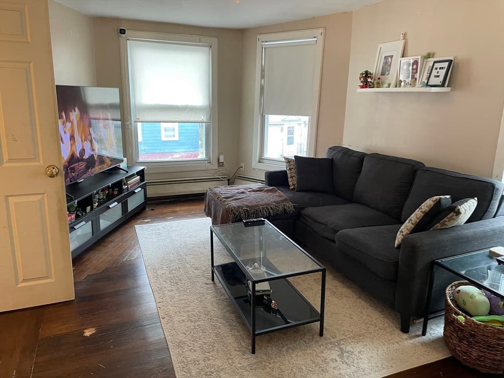 Multi-família em Lowell — foto 4