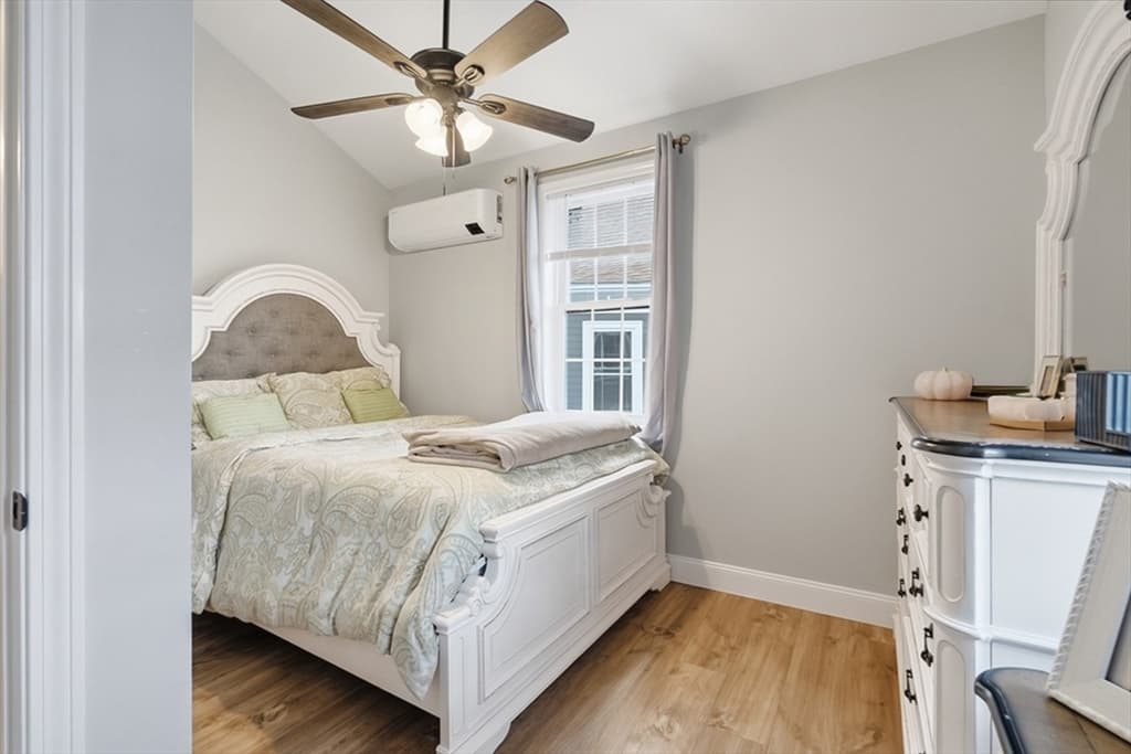 Casa em New Bedford — foto 9
