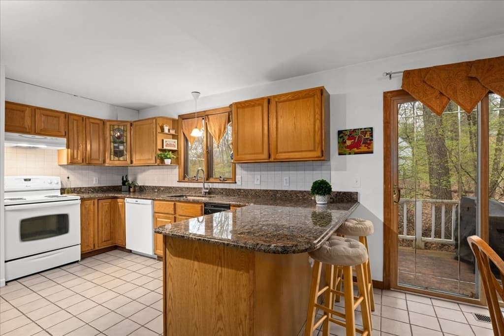 Casa em Hopkinton — foto 3