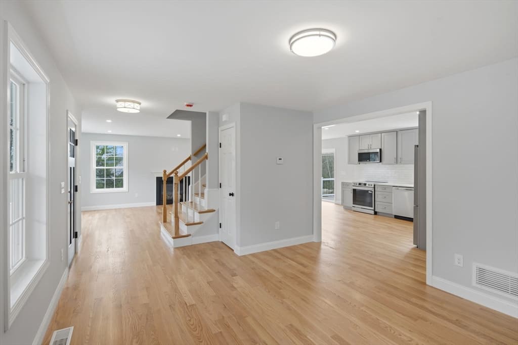 Casa em Hopkinton — foto 4