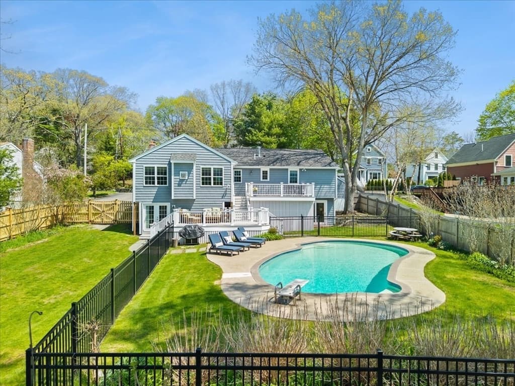 Casa em Needham — foto 6