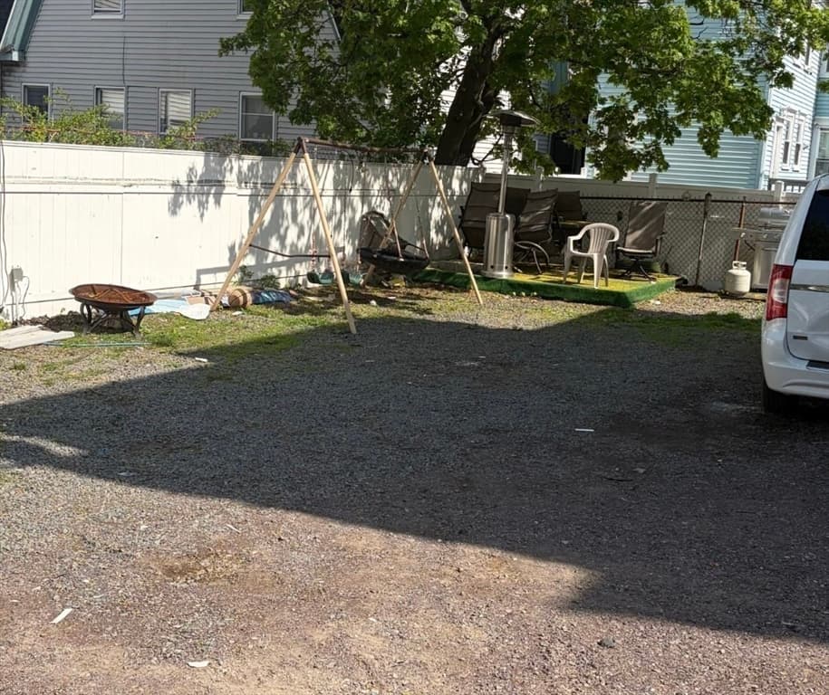 Multi-família em Lynn — foto 7