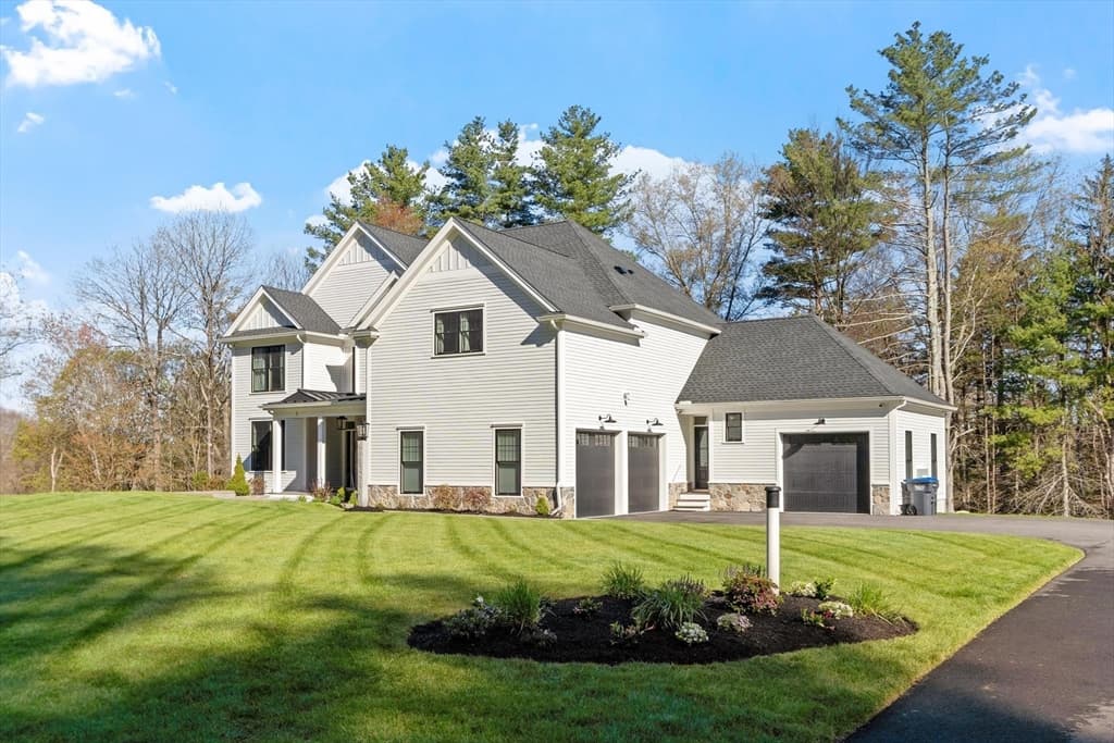 Casa em Hopkinton — foto 3