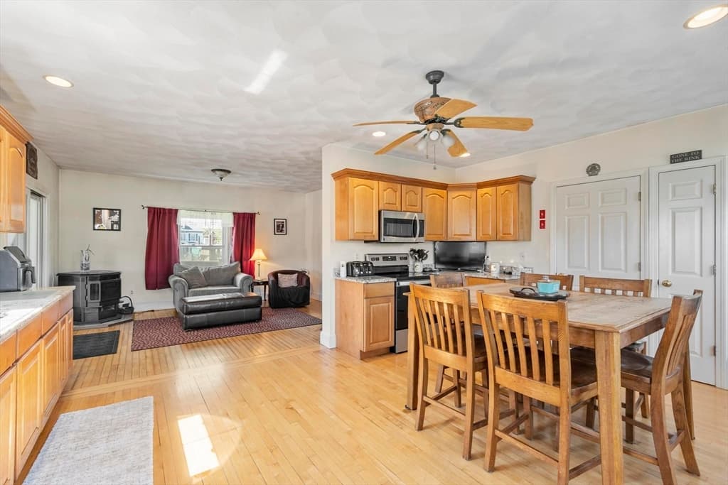 Casa em Peabody — foto 4
