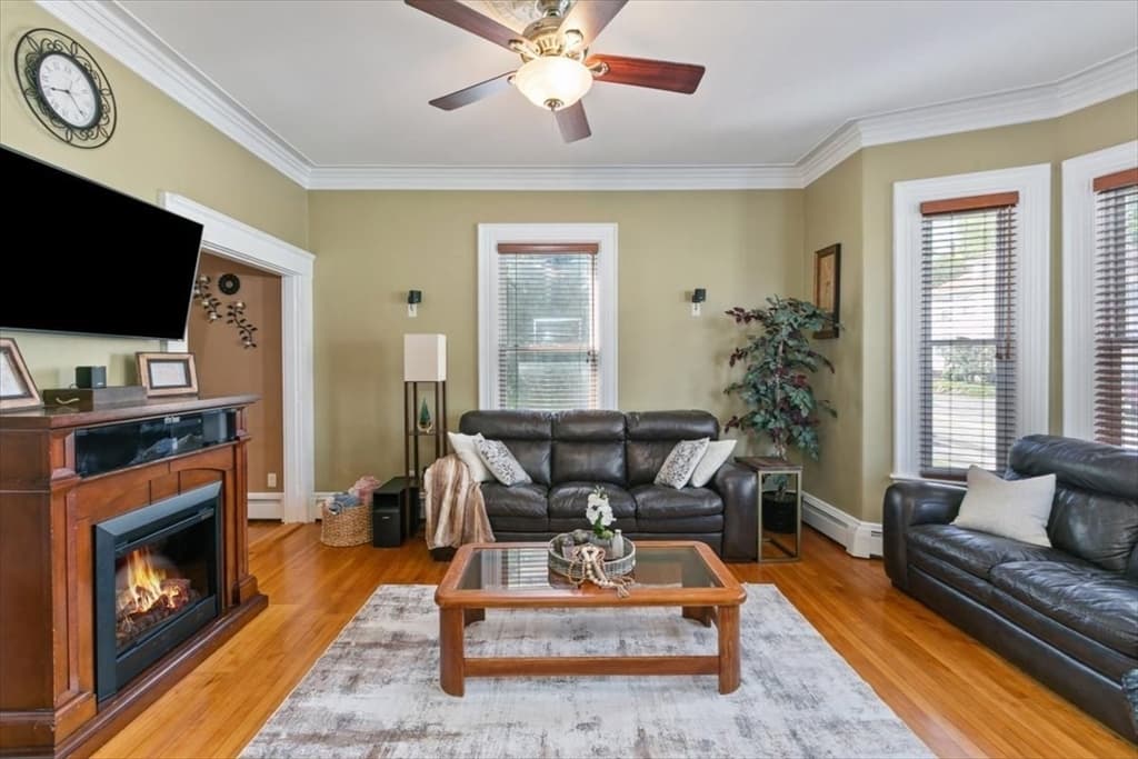 Casa em Lowell — foto 4