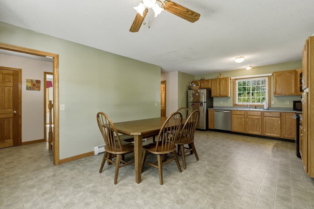Casa em Hadley — foto 6