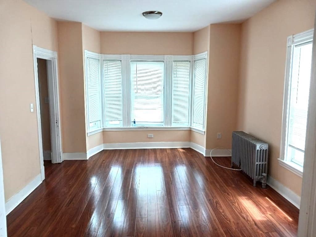 Casa em Brockton — foto 6