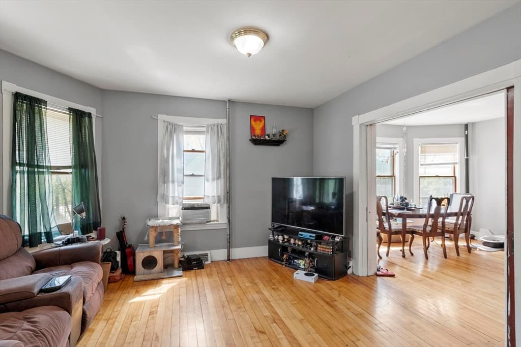 Multi-família em Fitchburg — foto 8