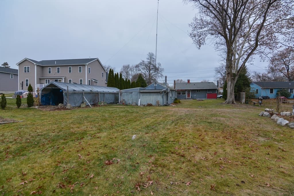Casa em Woburn — foto 6