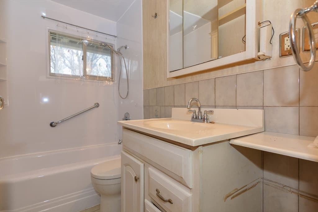 Casa em Woburn — foto 9
