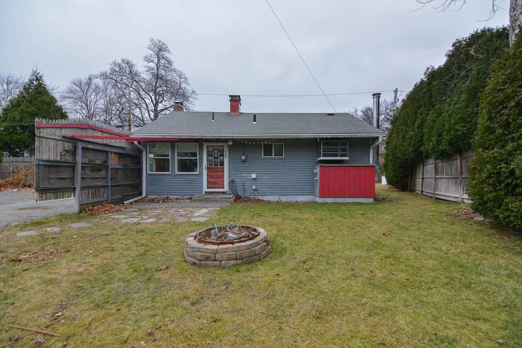 Casa em Woburn — foto 4