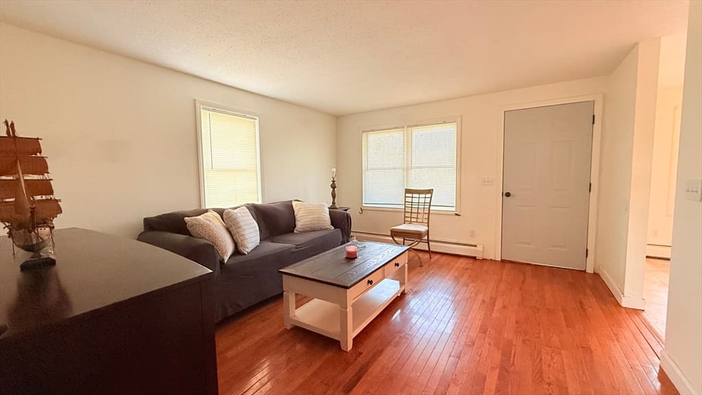 Casa em New Bedford — foto 3