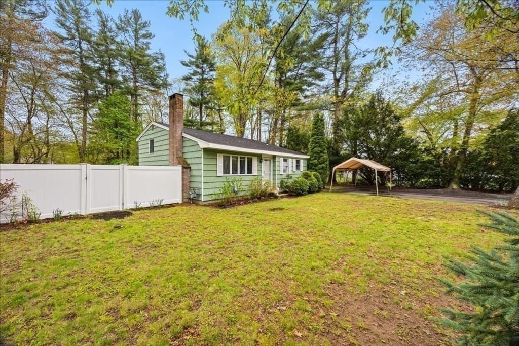 Casa em Foxboro — foto 3