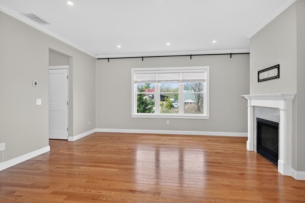 Casa em Holliston — foto 4