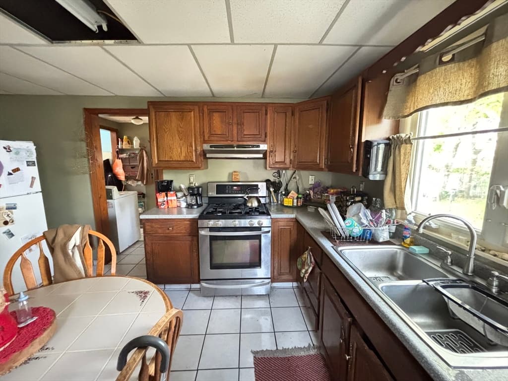 Casa em Medford — foto 2