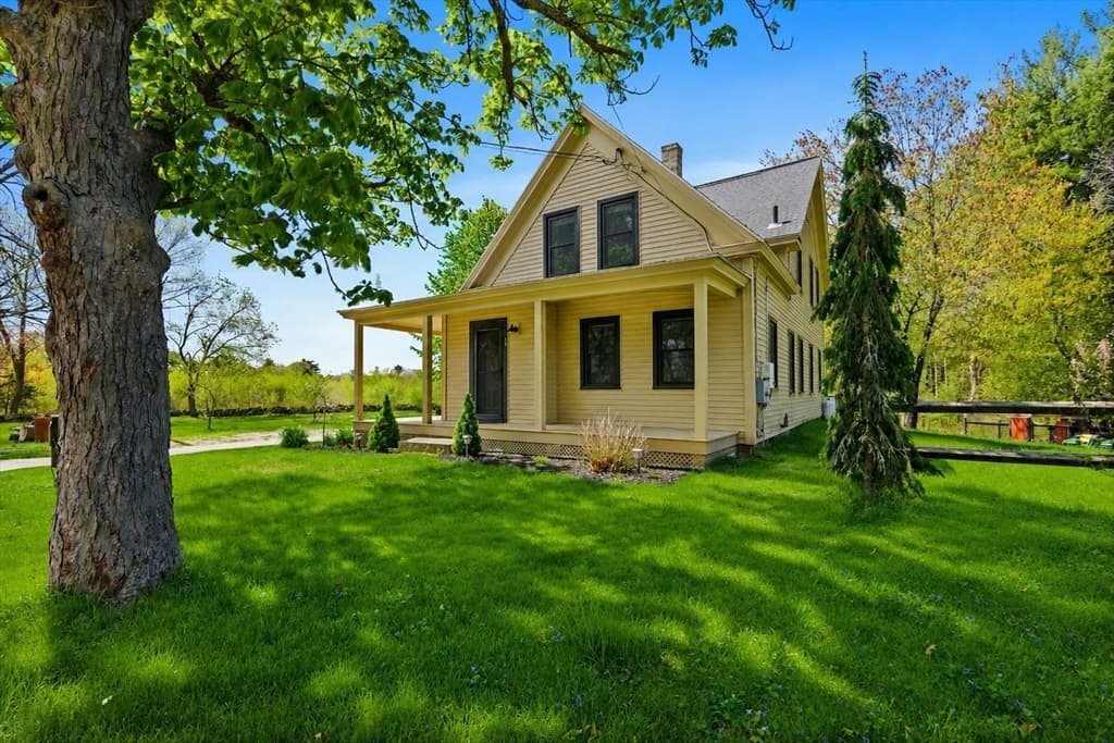 Casa em Hopedale — foto 3