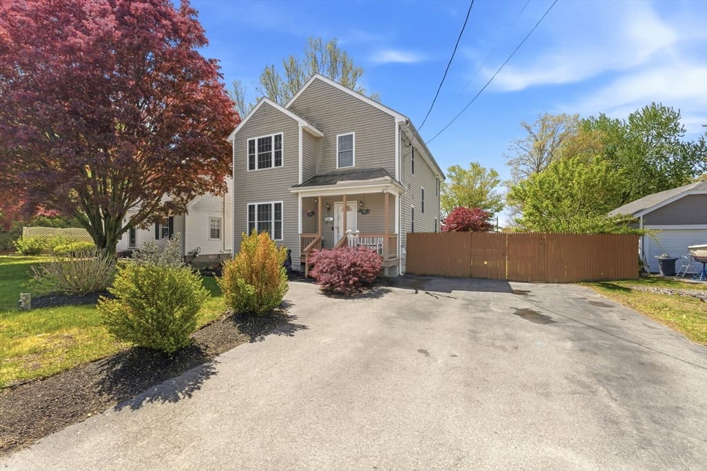 Casa em Cranston — foto 2